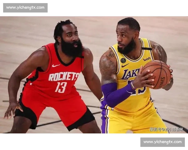 从滑铲动作解析竞技运动中的力量技巧与防守艺术演变趋势发展前景